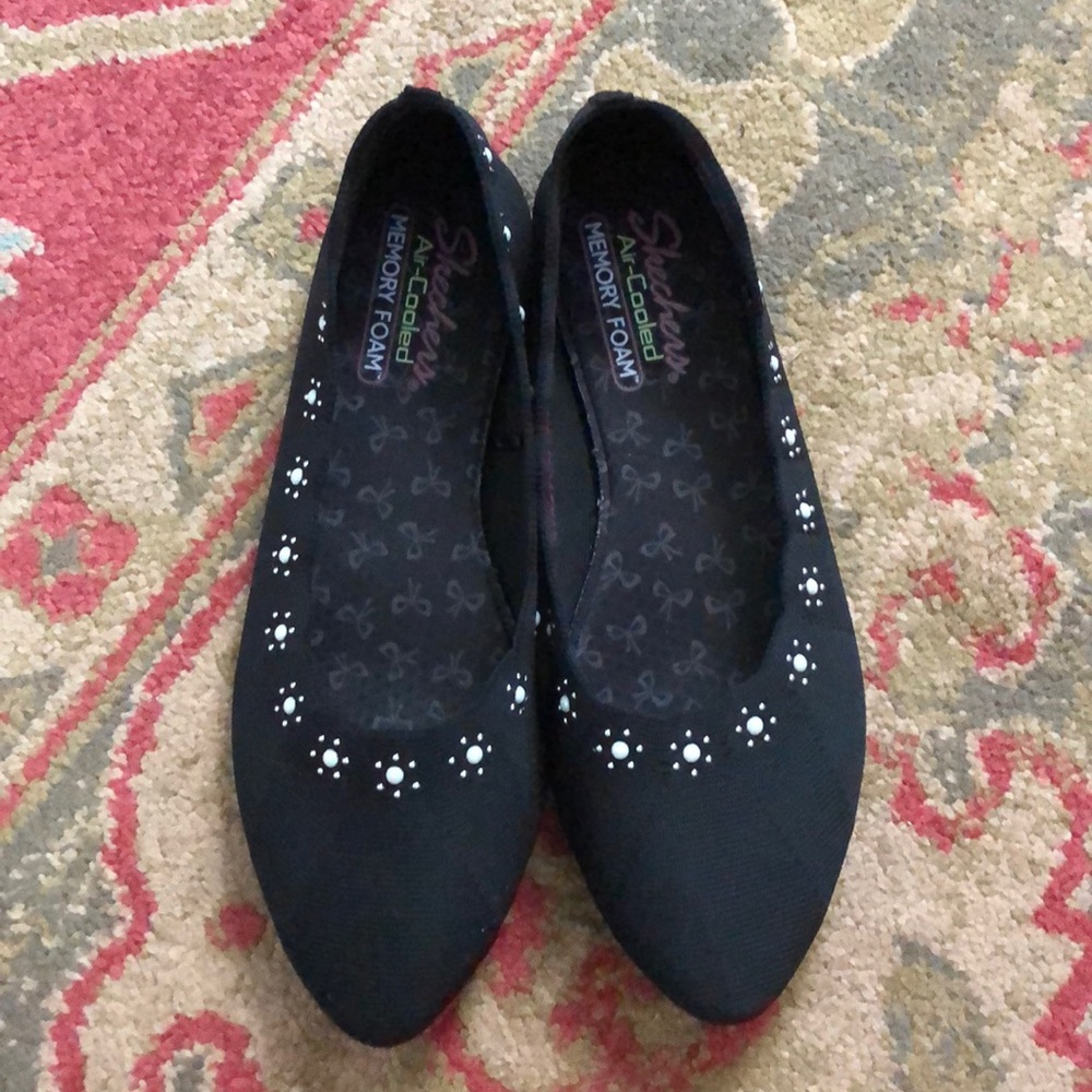 Sketchers memory foam flats